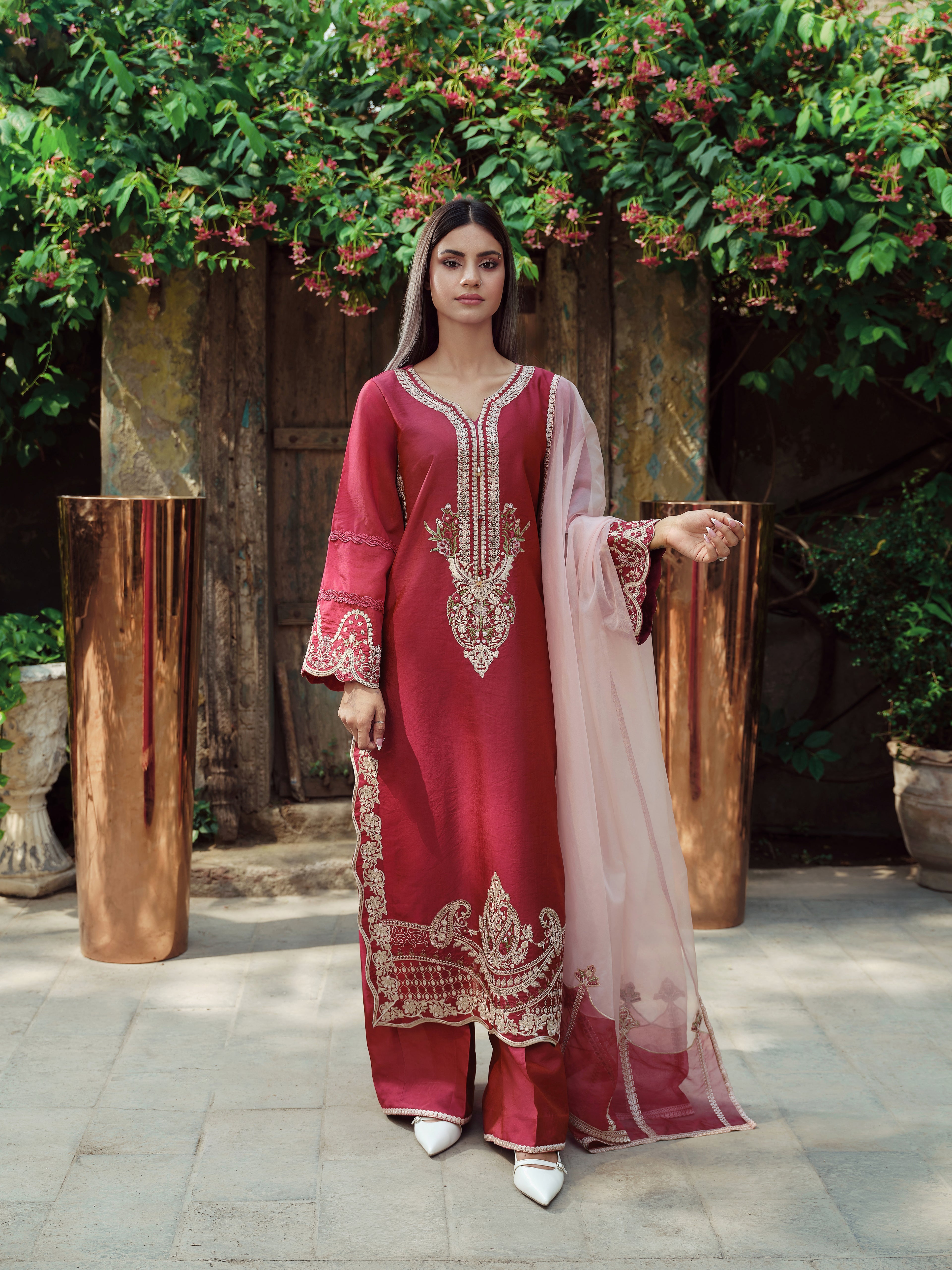 RAIYA £90